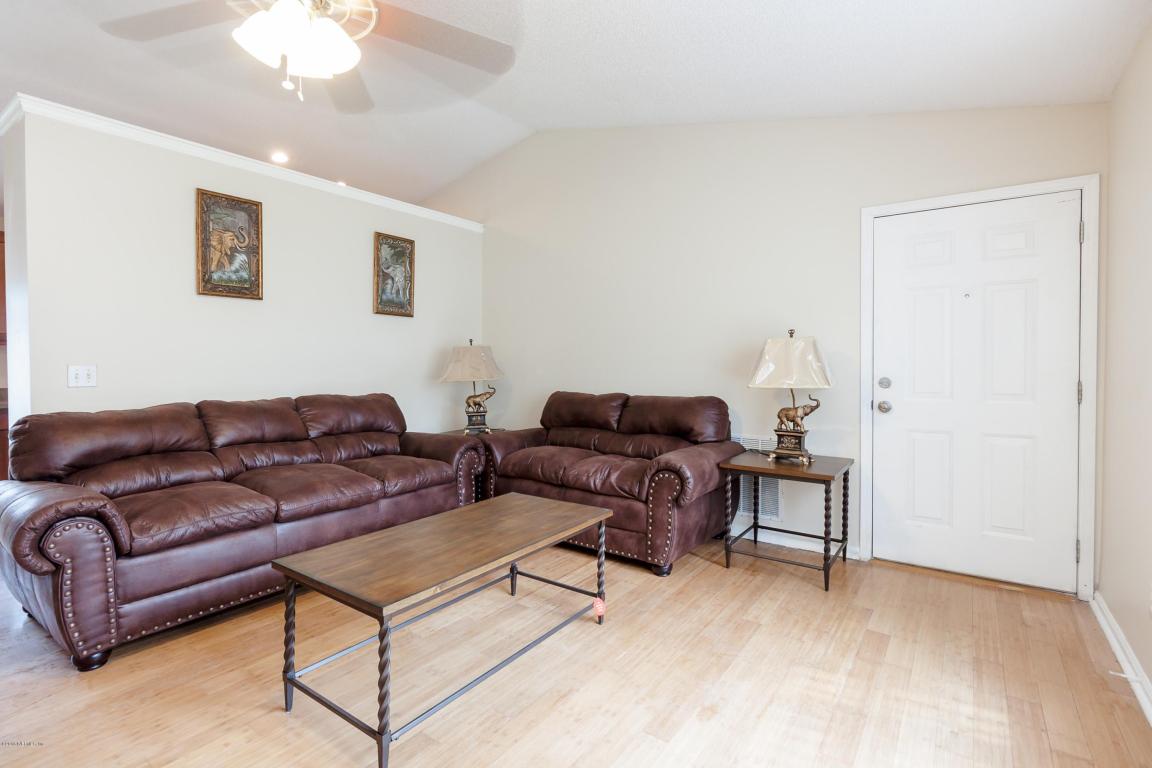 4023 ALFRED MILL AVE, Jacksonville, FL 32208