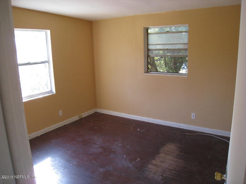 1845 13TH ST West, Jacksonville, FL 32209