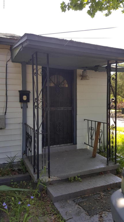 1045 24TH ST West, Jacksonville, FL 32209