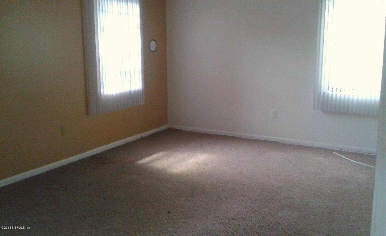 1142 12TH ST West, Jacksonville, FL 32209