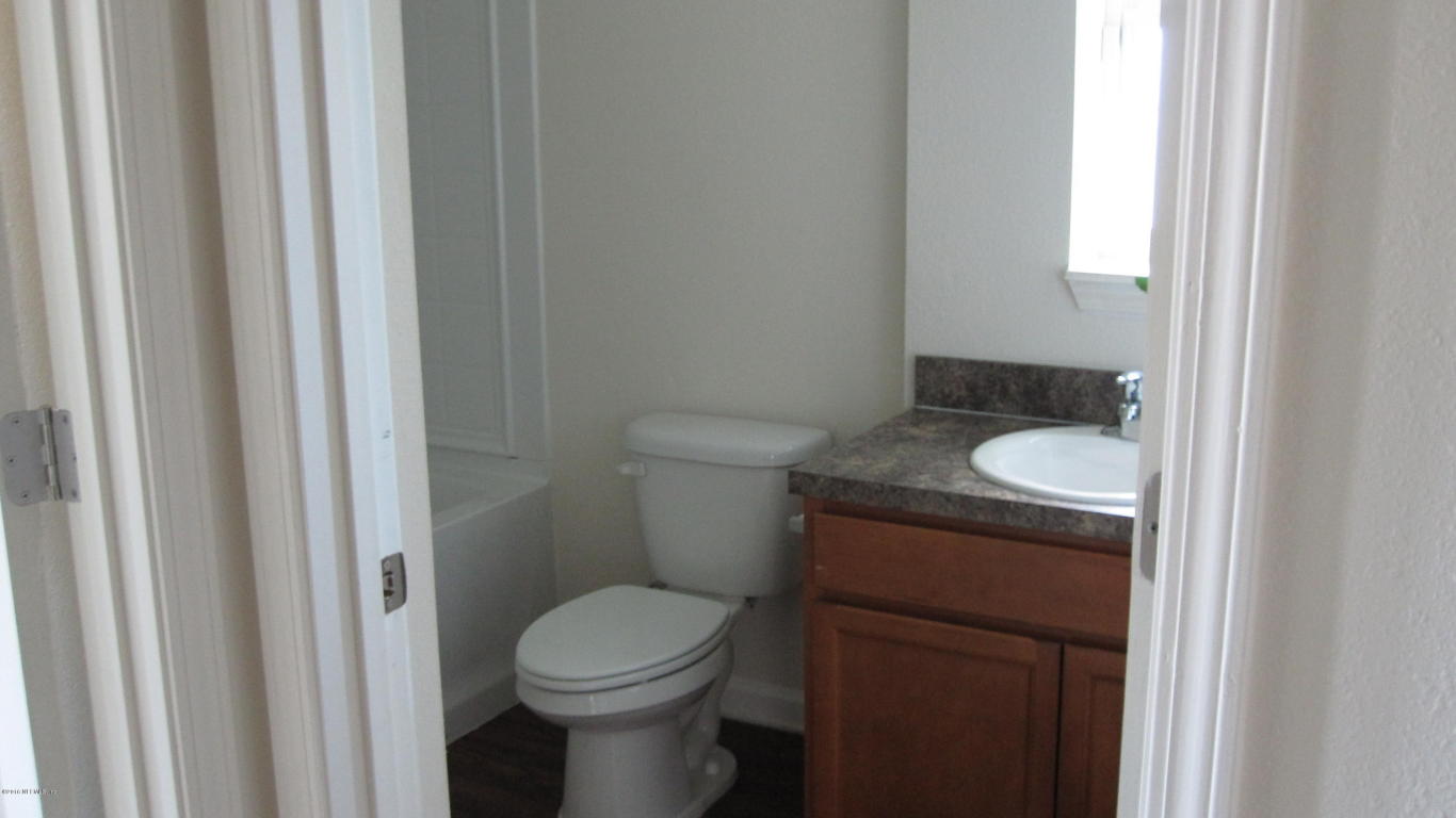1669 WINDLE ST, Jacksonville, FL 32209