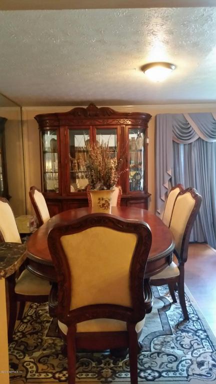 6156 CYPRESS INN DR, Jacksonville, FL 32209