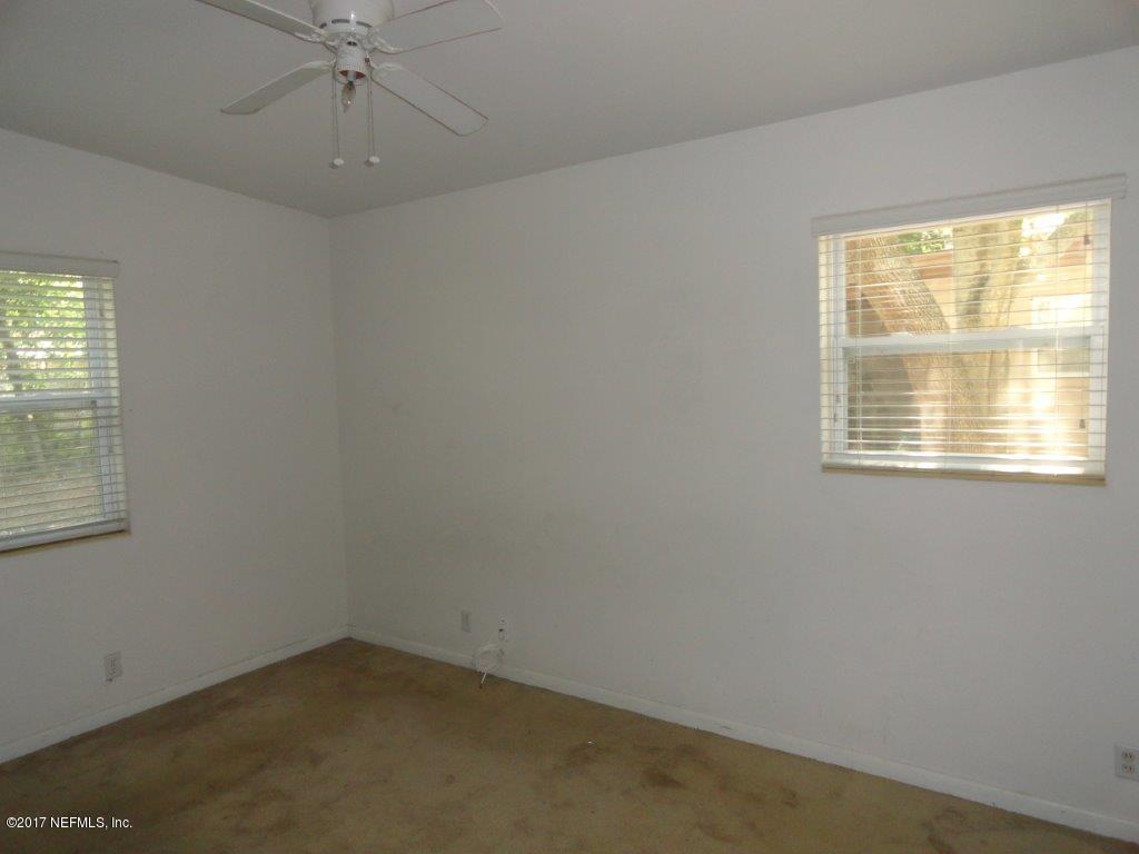 7458 PROXIMA RD, Jacksonville, FL 32210