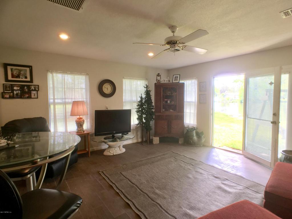 1756 LAKE SHORE BLVD, Jacksonville, FL 32210