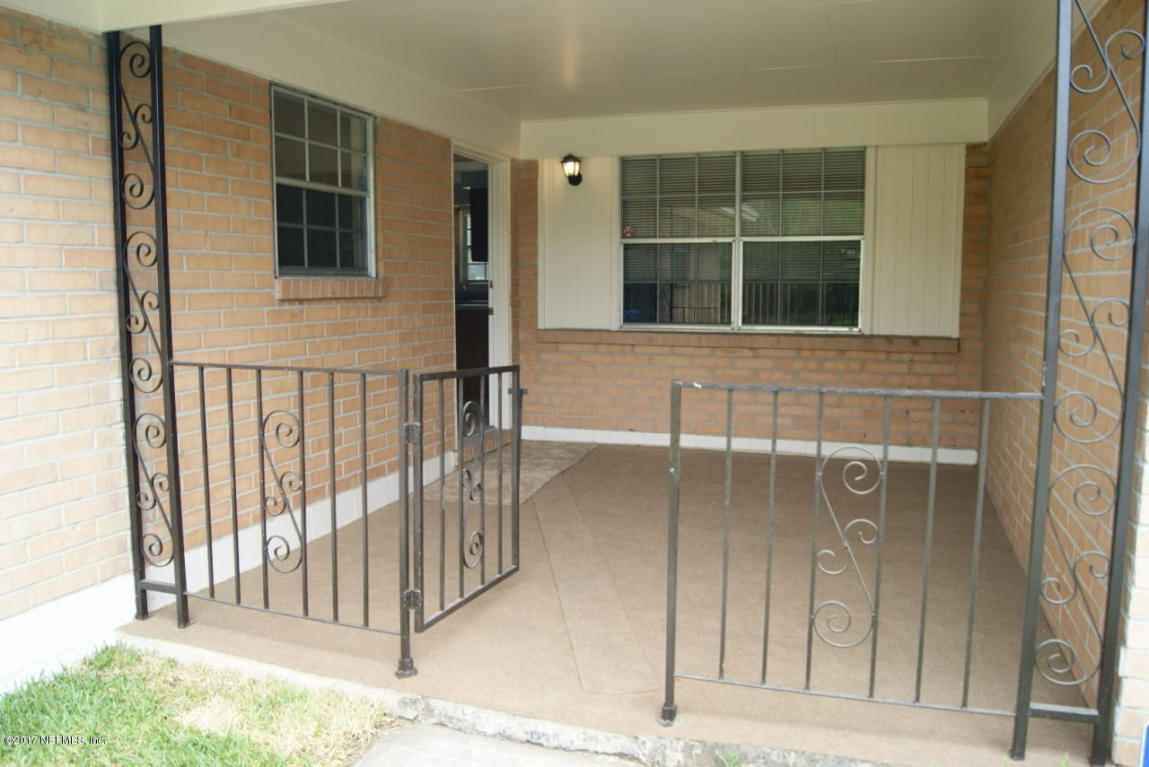 4215 TISTON RD, Jacksonville, FL 32210