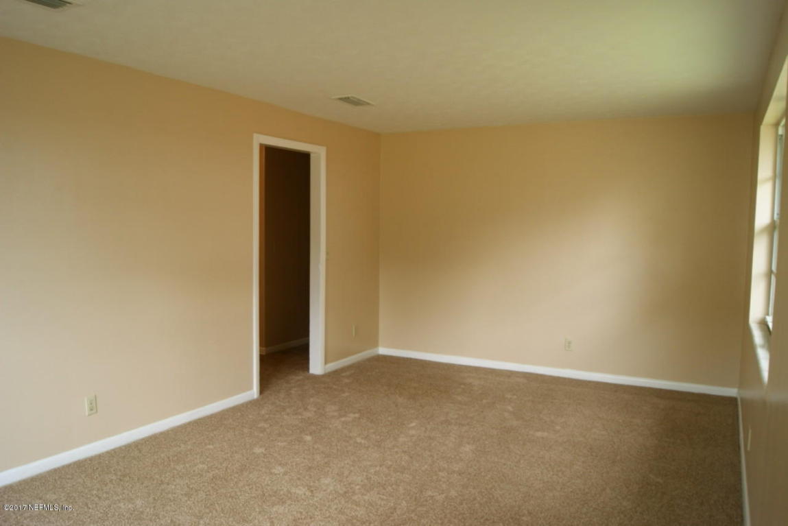 4215 TISTON RD, Jacksonville, FL 32210