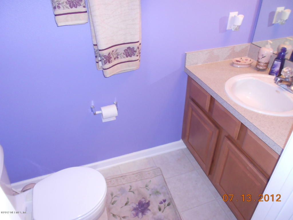 4847 PLAYPEN DR, Jacksonville, FL 32210