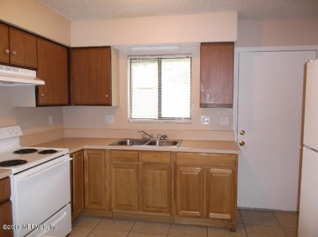 2630 JAMMES RD, Jacksonville, FL 32210