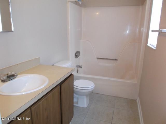 2630 JAMMES RD, Jacksonville, FL 32210
