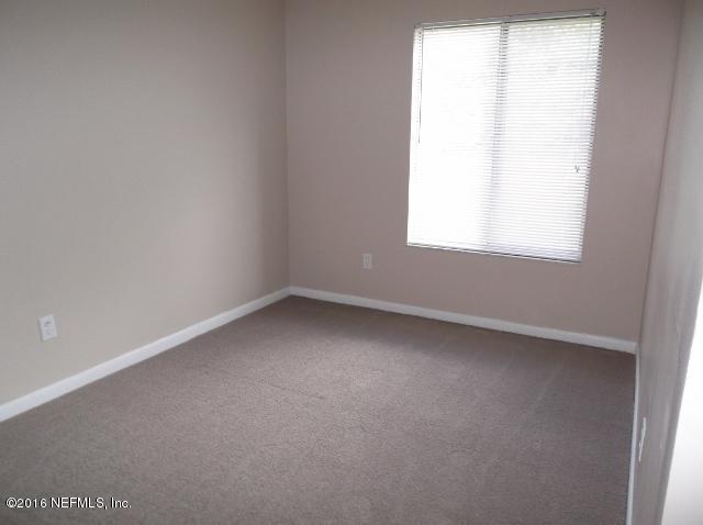 2630 JAMMES RD, Jacksonville, FL 32210