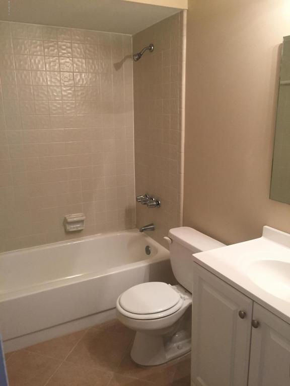 7668 MELISSA CT North, Jacksonville, FL 32210