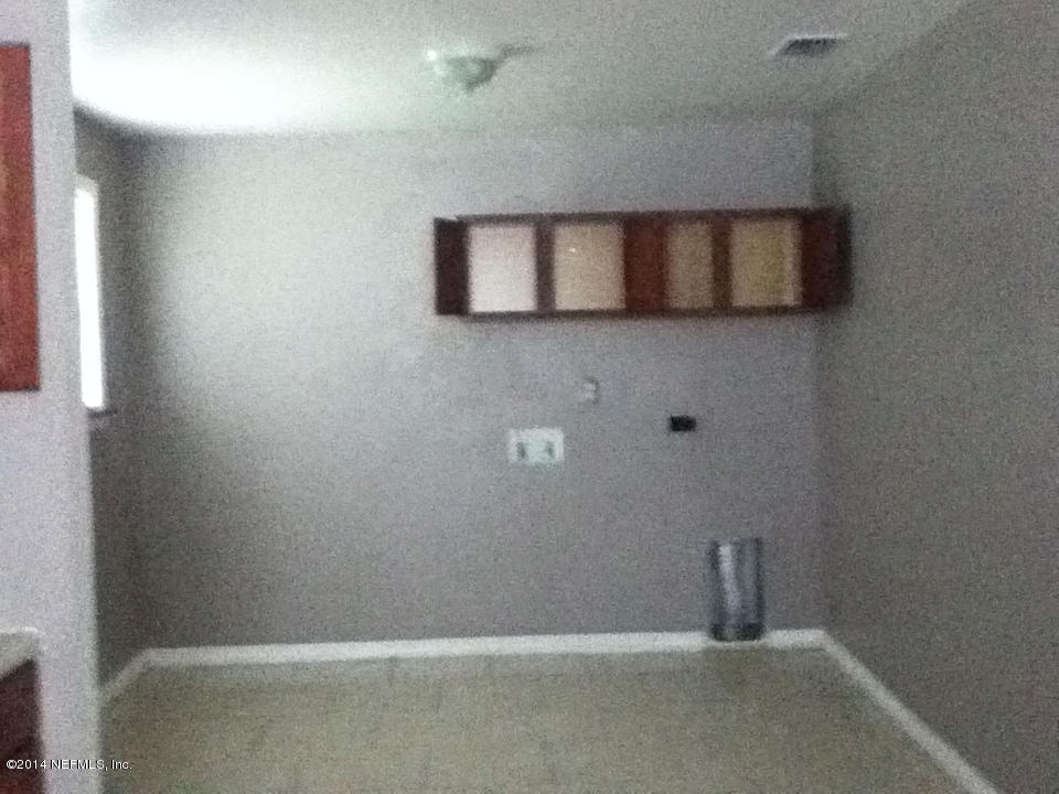 6868 MISS MUFFET LN South, Jacksonville, FL 32210