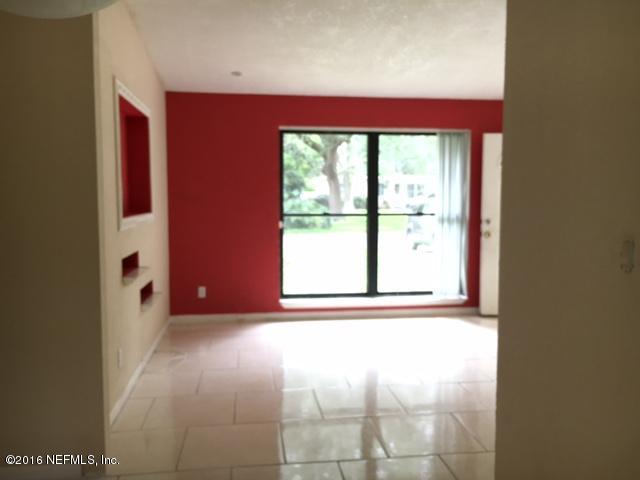 1941 ORLEAN DR, Jacksonville, FL 32210