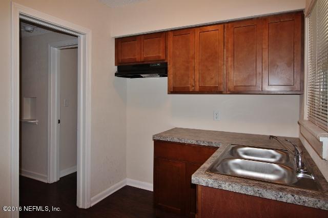 5167 JANICE CIR South, Jacksonville, FL 32210