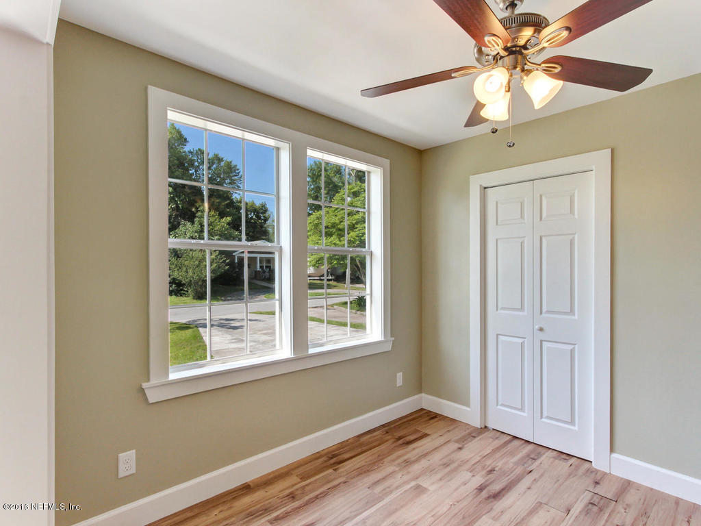 5339 COLONIAL AVE, Jacksonville, FL 32210