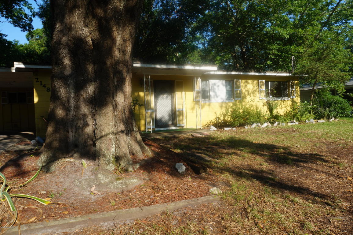 2148 BETSY DR, Jacksonville, FL 32210