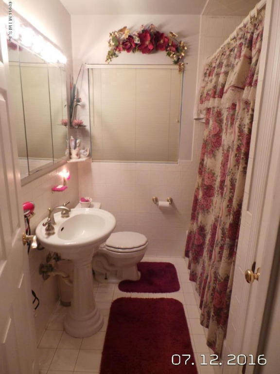 2394 CEDAR SHORES CIR, Jacksonville, FL 32210