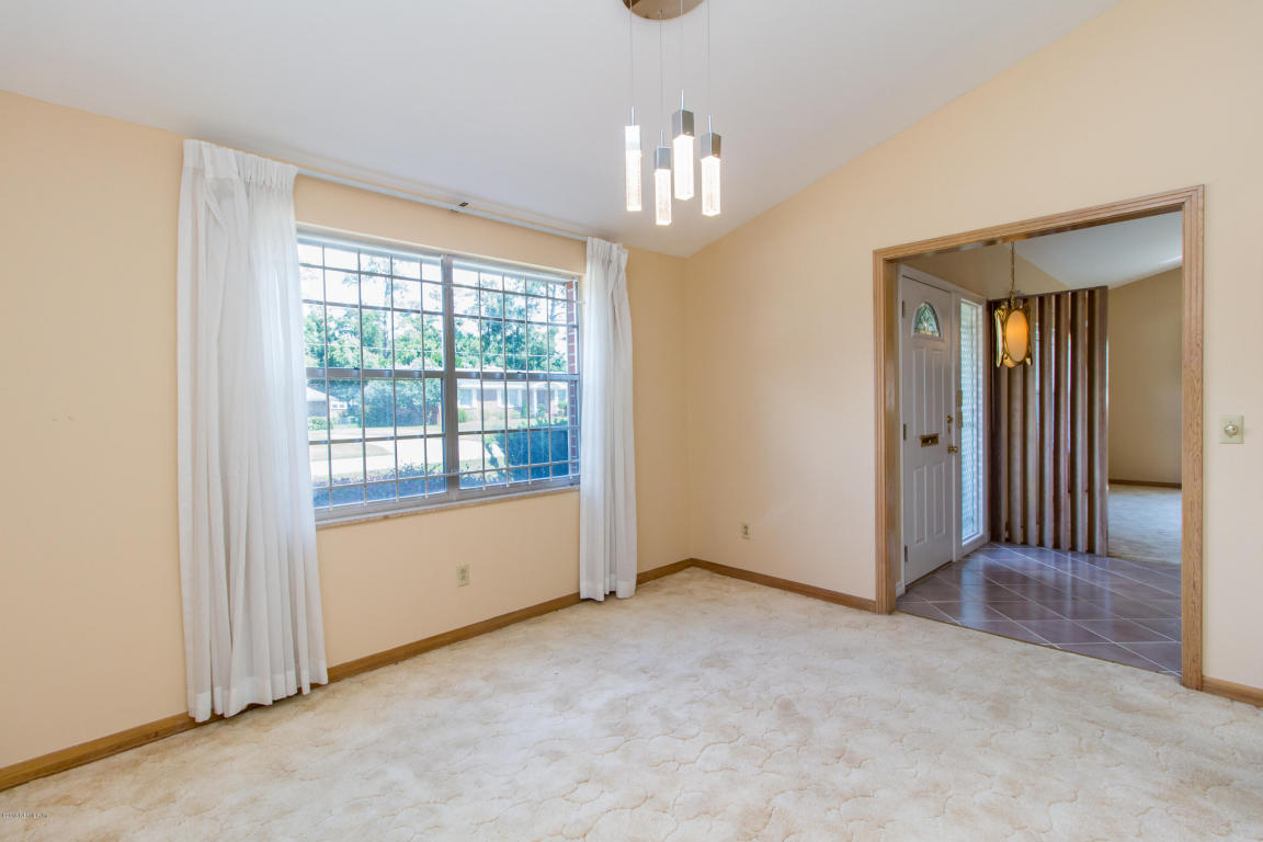 1764 MEMORY LN, Jacksonville, FL 32210