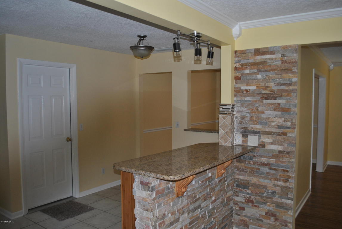 2039 FIRESTONE RD, Jacksonville, FL 32210