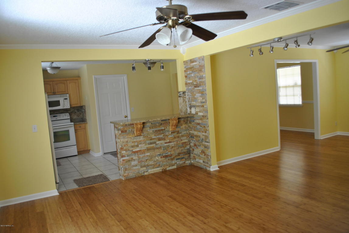 2039 FIRESTONE RD, Jacksonville, FL 32210
