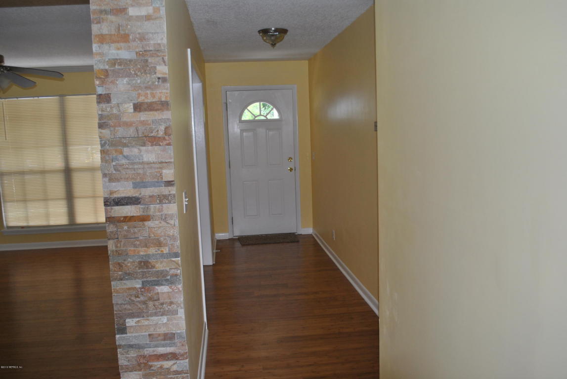 2039 FIRESTONE RD, Jacksonville, FL 32210