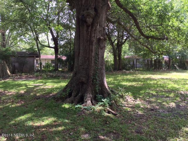 7138 CONANT AVE, Jacksonville, FL 32210