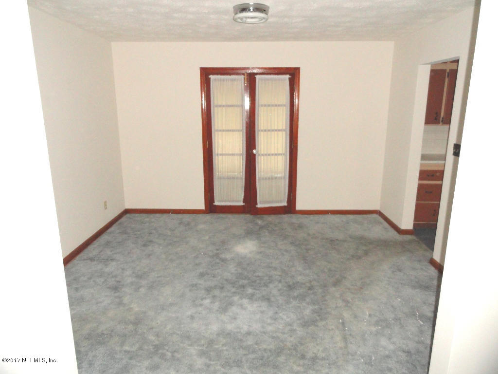 2613 OAK SUMMIT DR, Jacksonville, FL 32211