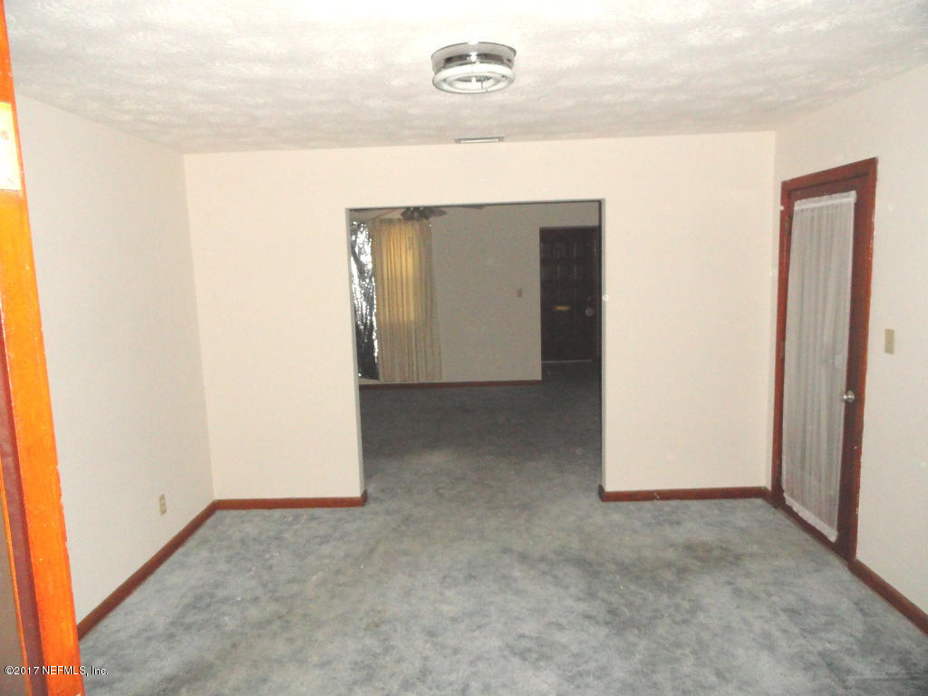 2613 OAK SUMMIT DR, Jacksonville, FL 32211