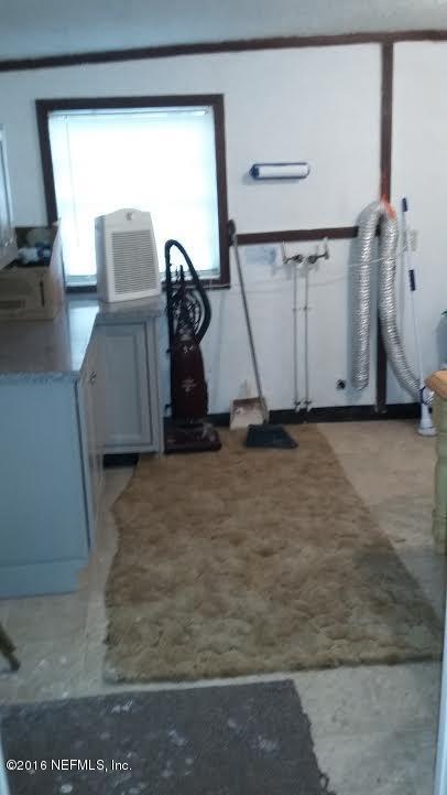 8020 FREE AVE, Jacksonville, FL 32211