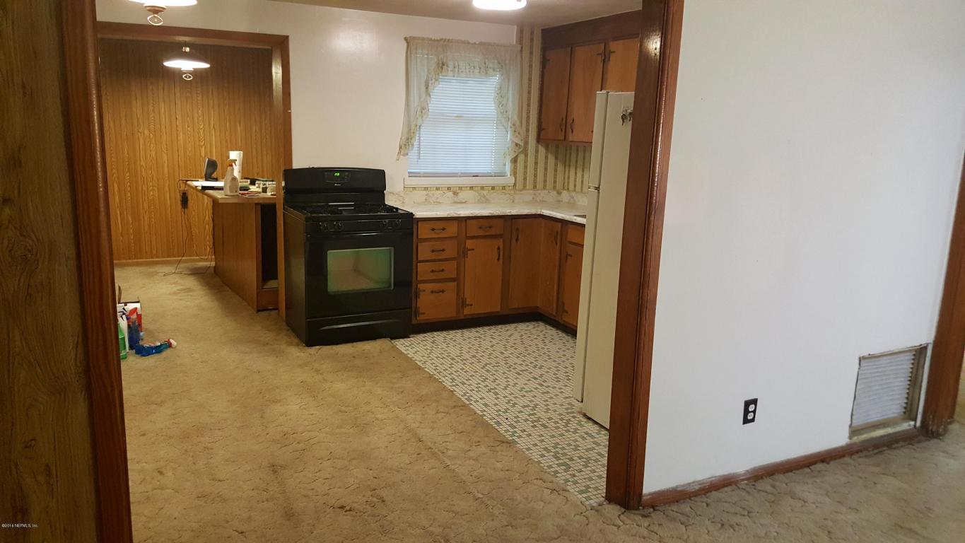 8021 DANDY AVE, Jacksonville, FL 32211