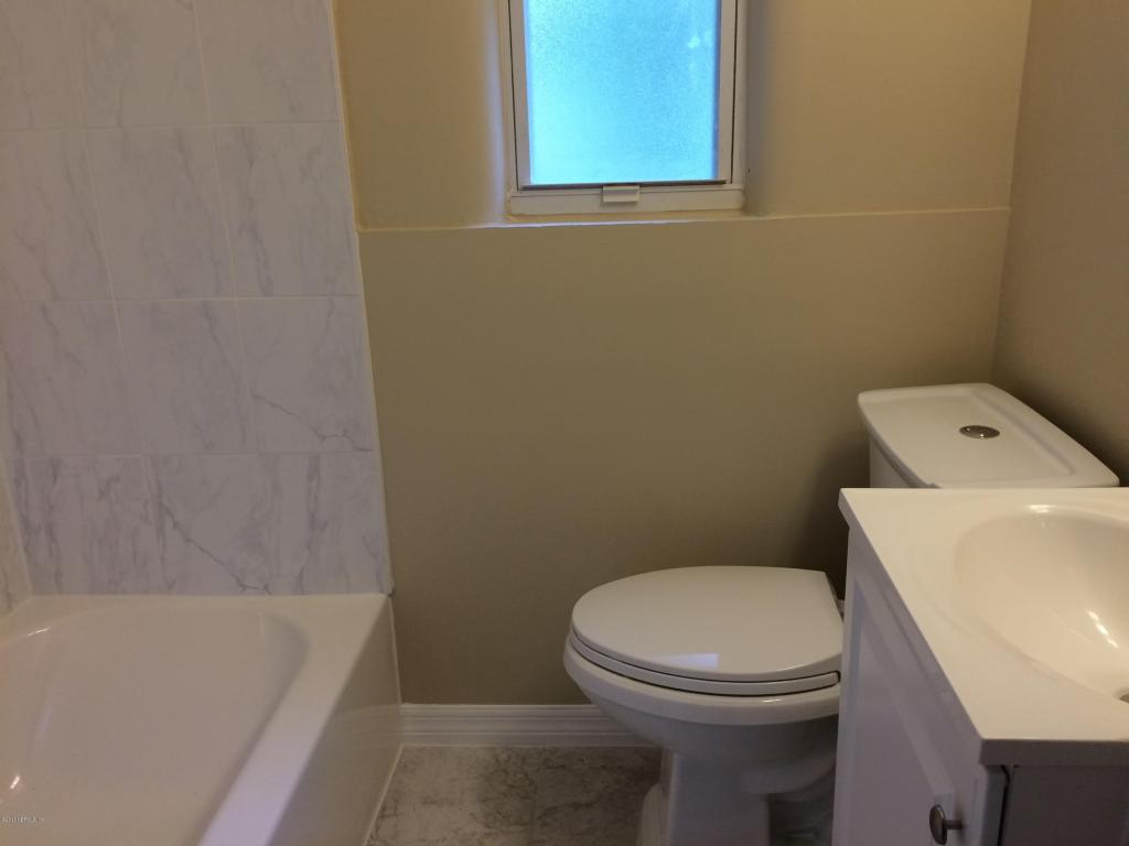 6864 ARTHUR CT, Jacksonville, FL 32211