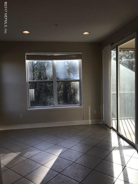 4480 DEERWOOD LAKE PKWY, Jacksonville, FL 32216