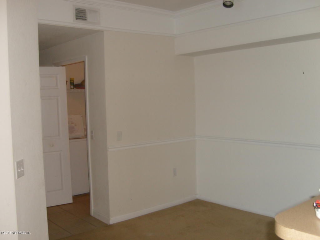 8550 TOUCHTON RD, Jacksonville, FL 32216