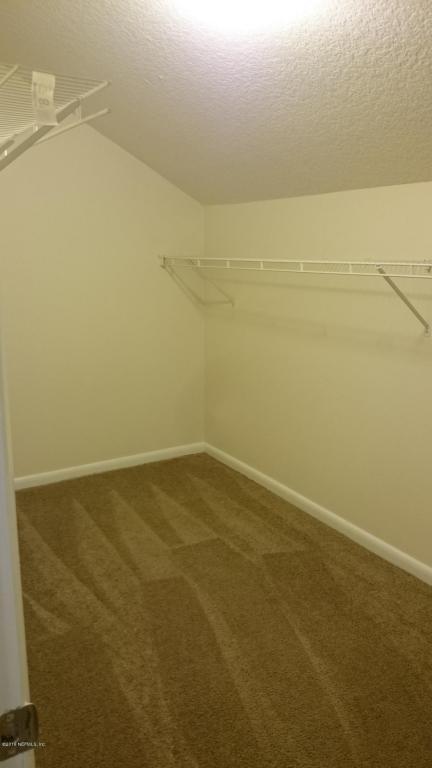 8315 CENTURY POINT DR North, Jacksonville, FL 32216