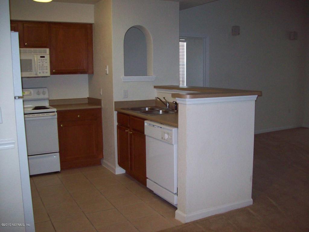 8550 TOUCHTON RD, Jacksonville, FL 32216