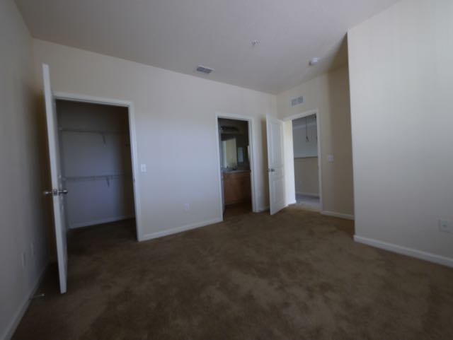 8290 Gate Parkway W, Jacksonville, FL 32216