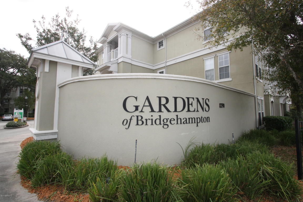 8290 GATE PKWY West, Jacksonville, FL 32216