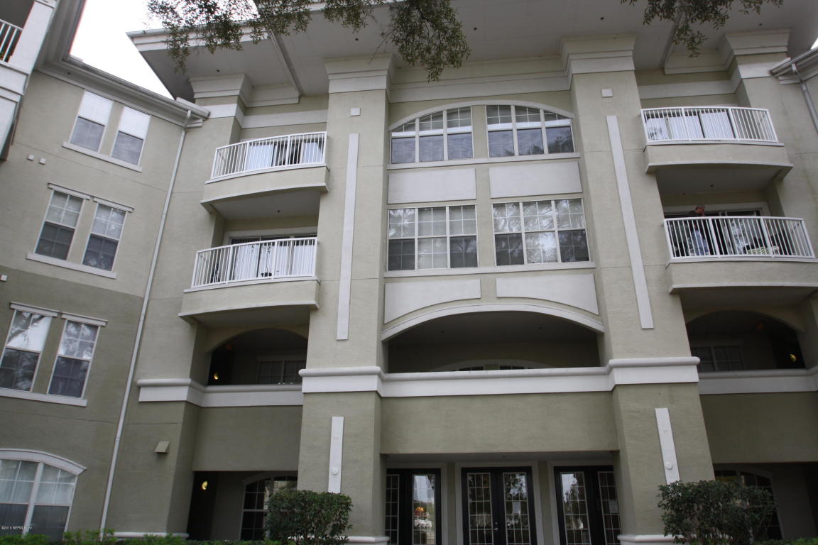 8290 GATE PKWY West, Jacksonville, FL 32216