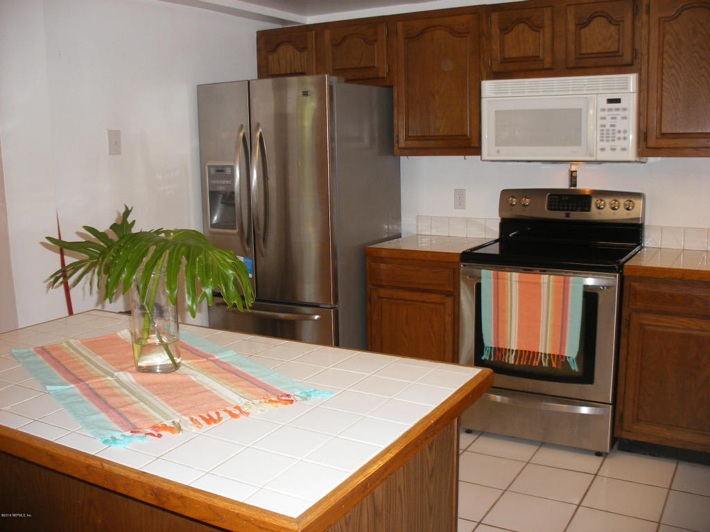 6348 BARNES RD South, Jacksonville, FL 32216