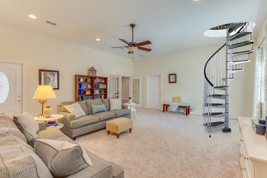 2533 South UNIVERSITY BLVD, Jacksonville, FL 32216