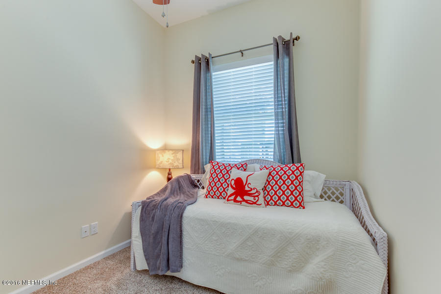 2533 South UNIVERSITY BLVD, Jacksonville, FL 32216