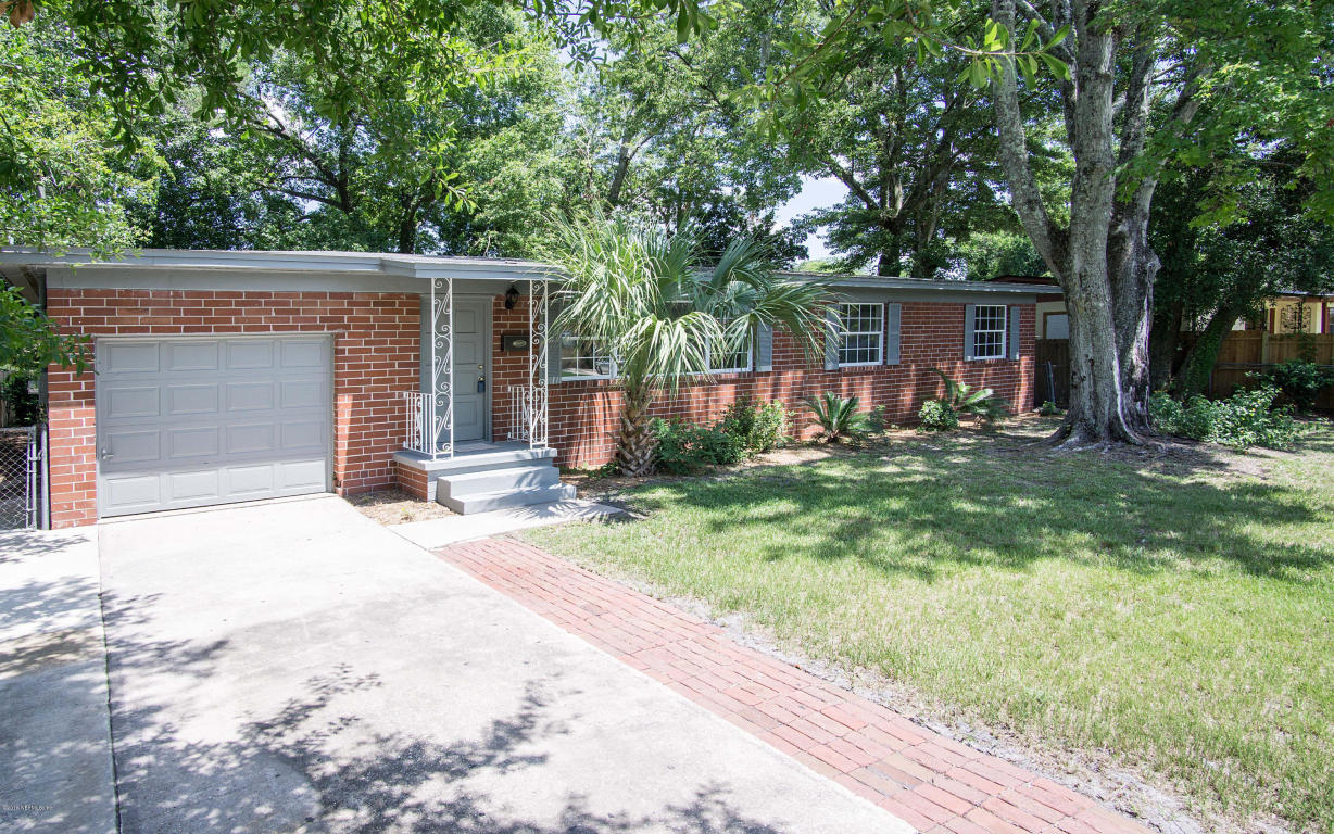 2227 SAUL DR, Jacksonville, FL 32216