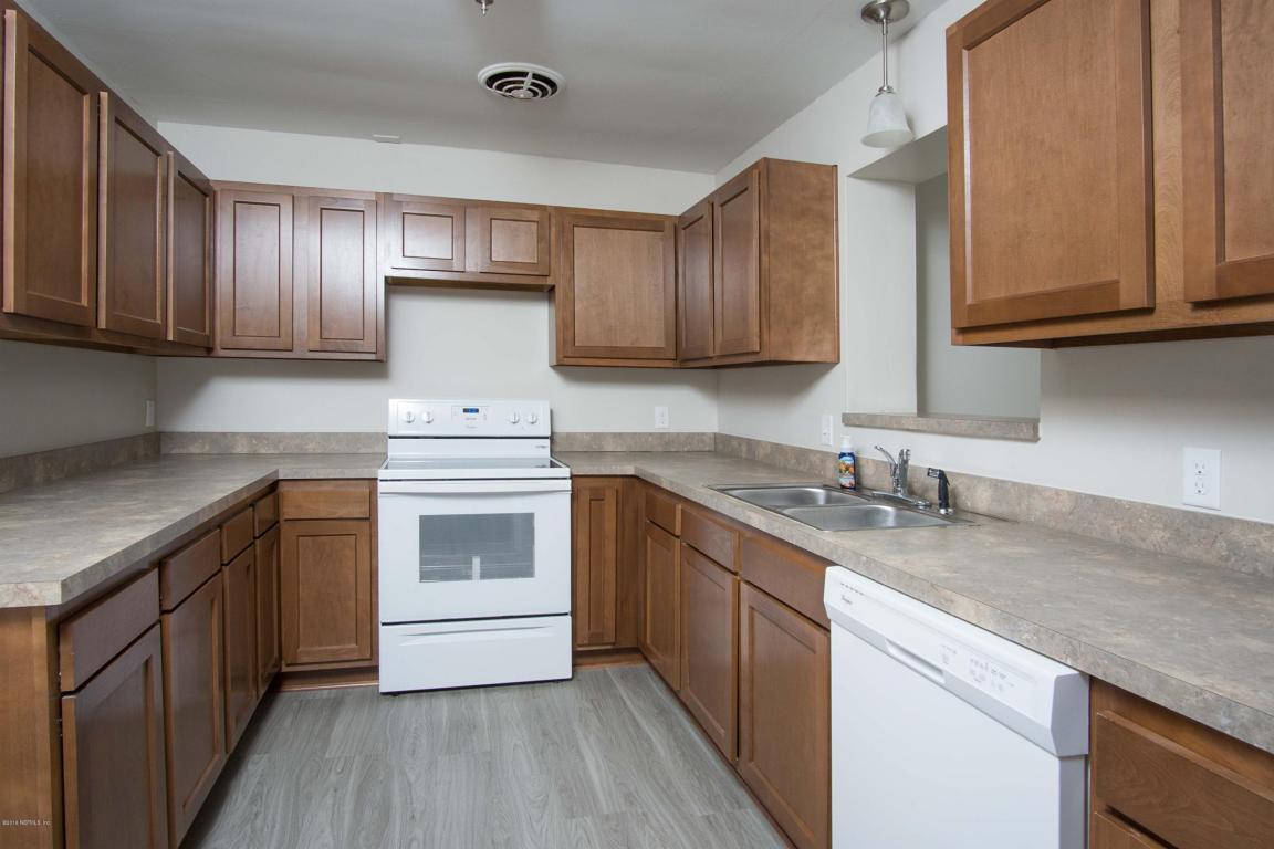 2227 SAUL DR, Jacksonville, FL 32216