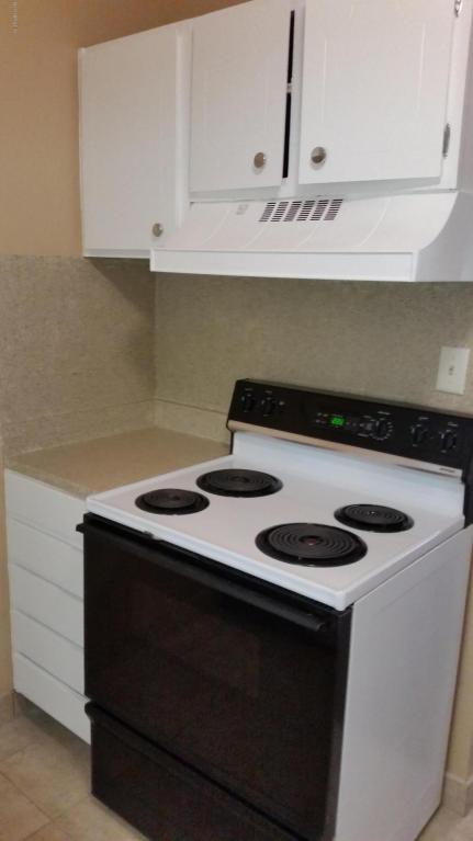 4309 PLAZA GATE LN South, Jacksonville, FL 32217