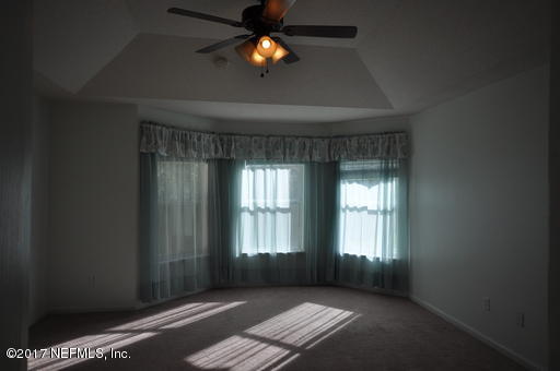 15875 CANOE CREEK DR, Jacksonville, FL 32218