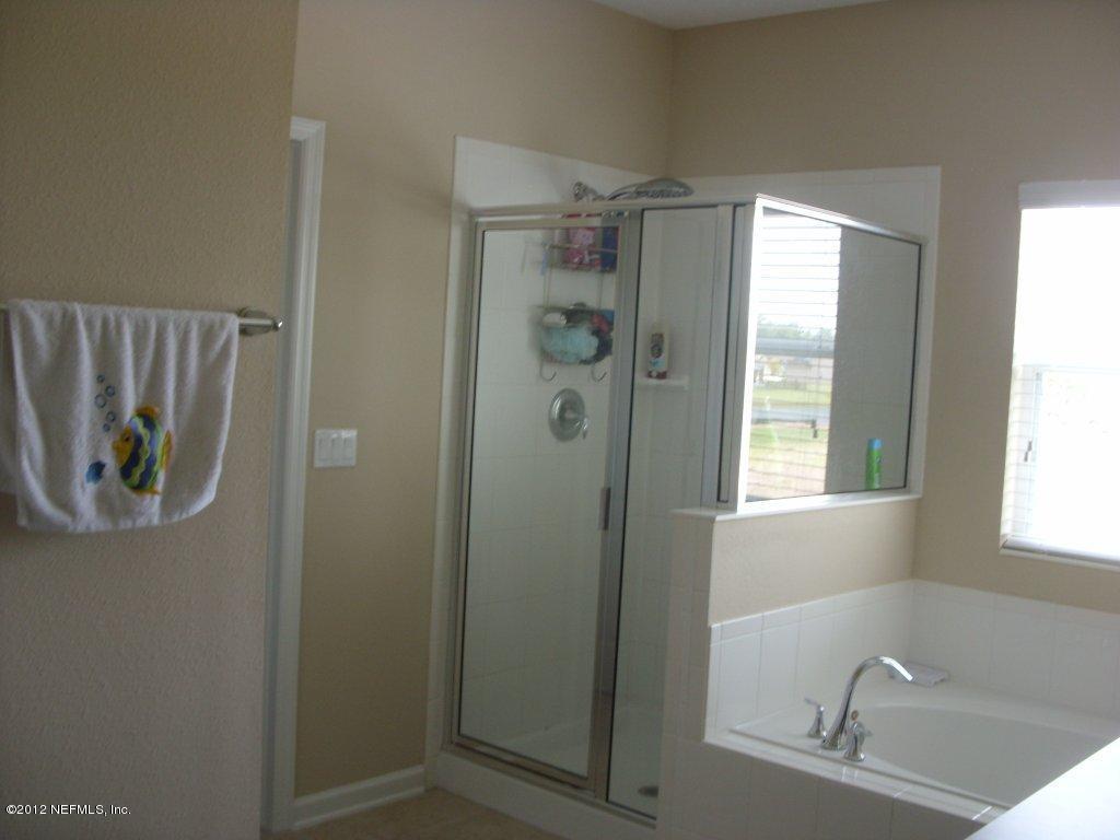 165Pond Run Ln, Jacksonville, FL 32218