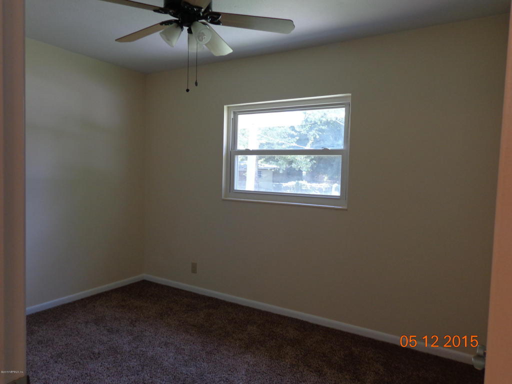 207 GALWAY AVE North, Jacksonville, FL 32218
