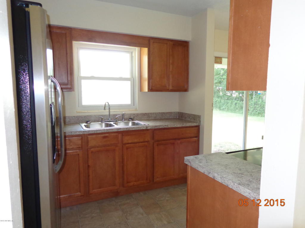 207 GALWAY AVE North, Jacksonville, FL 32218