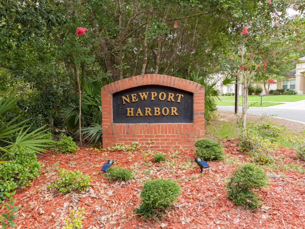 844 WOODBRIDGE HOLLOW RD North, Jacksonville, FL 32218