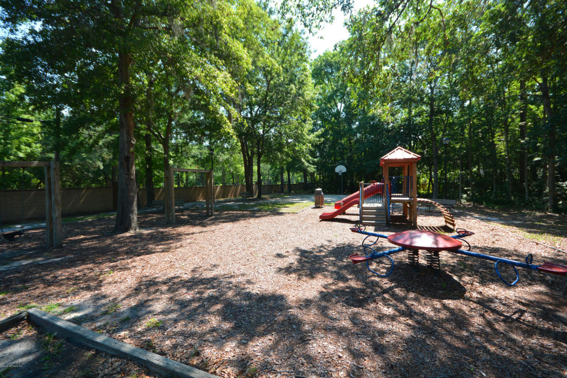 13537 SADDLEWOOD PKWY, Jacksonville, FL 32218